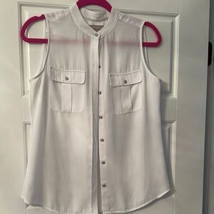 Banana Republic Silver Sleeveless Button Down Blouse